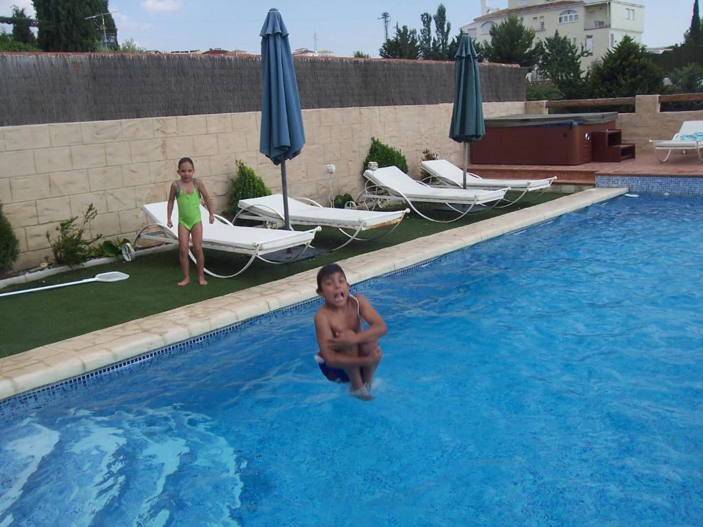 Laurel De La Reina Bed & Breakfast - Boutique La Zubia  Bagian luar foto