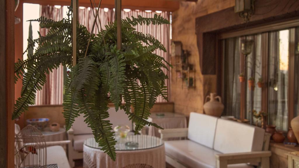 Laurel De La Reina Bed & Breakfast - Boutique La Zubia  Bagian luar foto