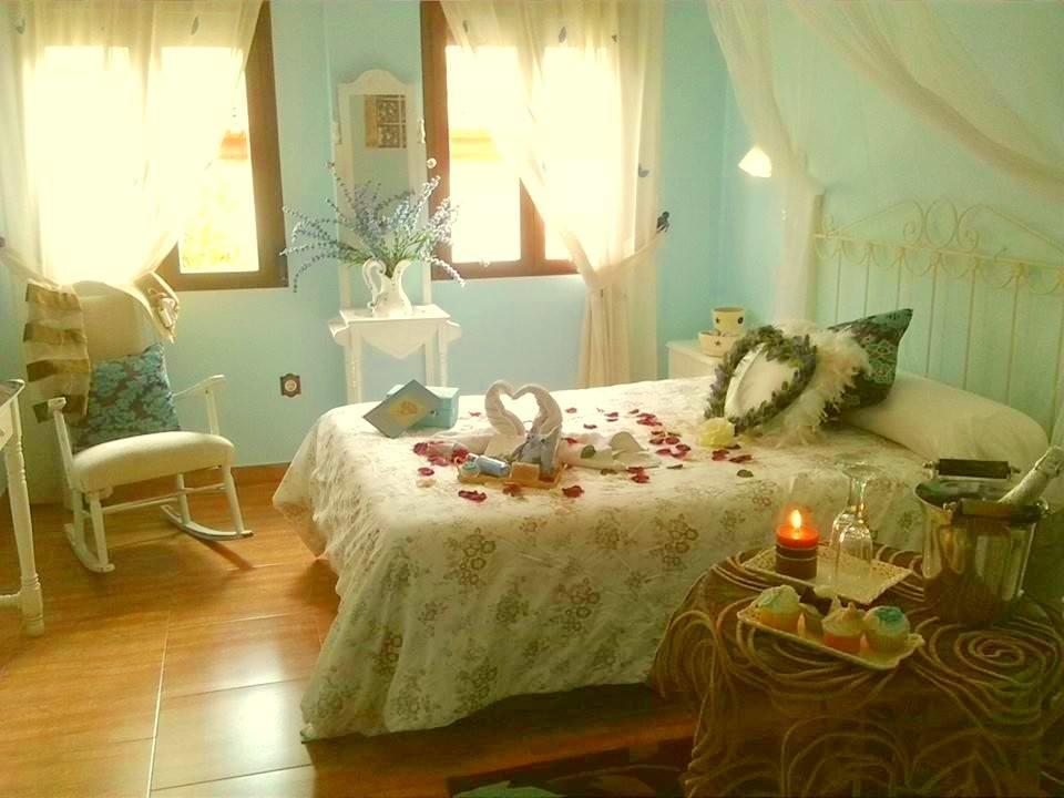 Laurel De La Reina Bed & Breakfast - Boutique La Zubia  Bagian luar foto