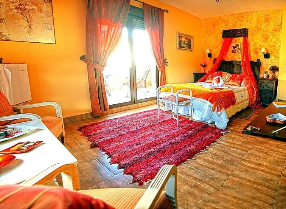 Laurel De La Reina Bed & Breakfast - Boutique La Zubia  Bagian luar foto